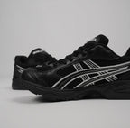 Sport sneakers
