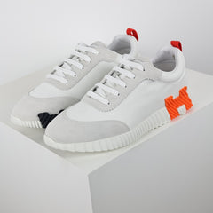 HS