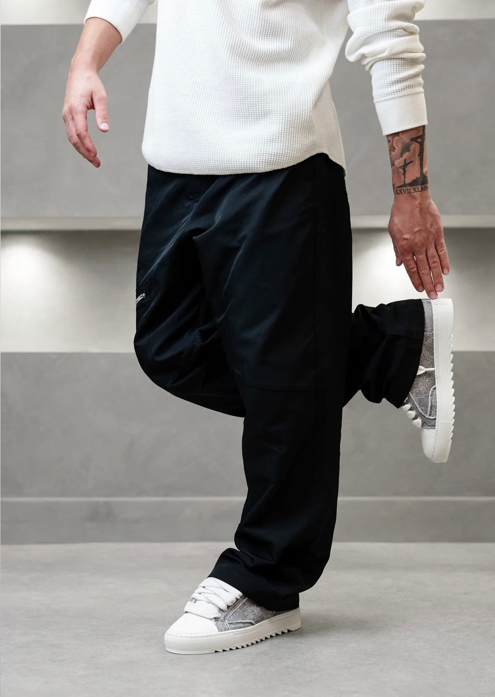 Sneakers