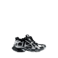 RUNNER