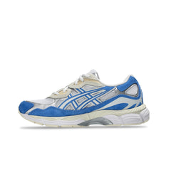 Sport sneakers