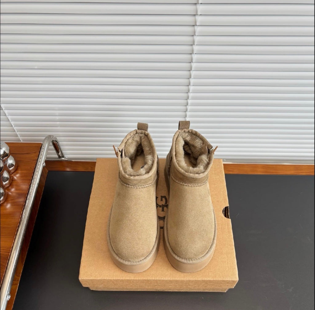 Scarpe UG