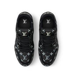 Light Sneakers
