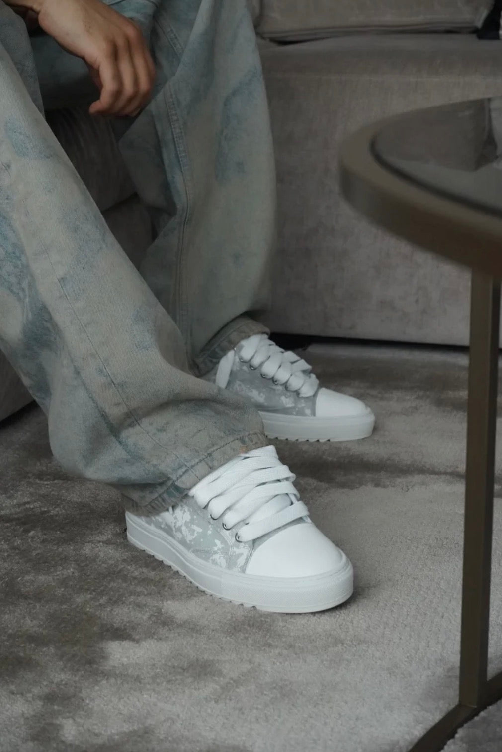 Sneakers