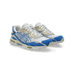 Sport sneakers