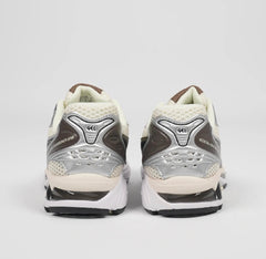 Sport sneakers
