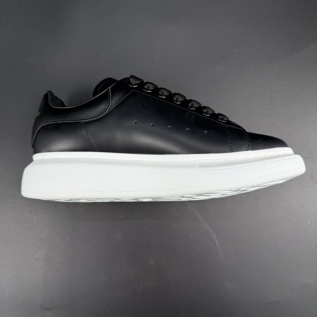 MQ-Sneakers