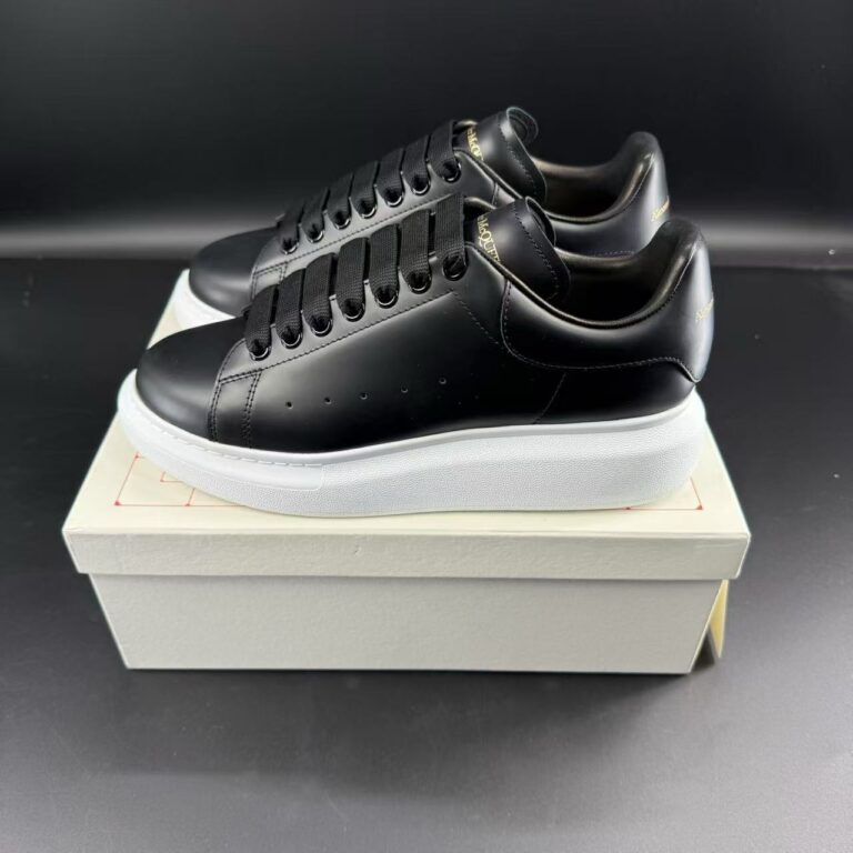 MQ-Sneakers